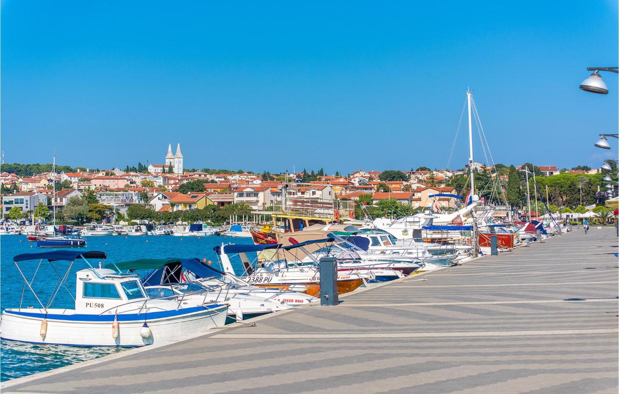 Pet Friendly Apartment In Medulin With Wifi Exterior foto